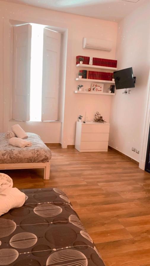 I Gironi Di Dante Apartamento Nápoles Exterior foto